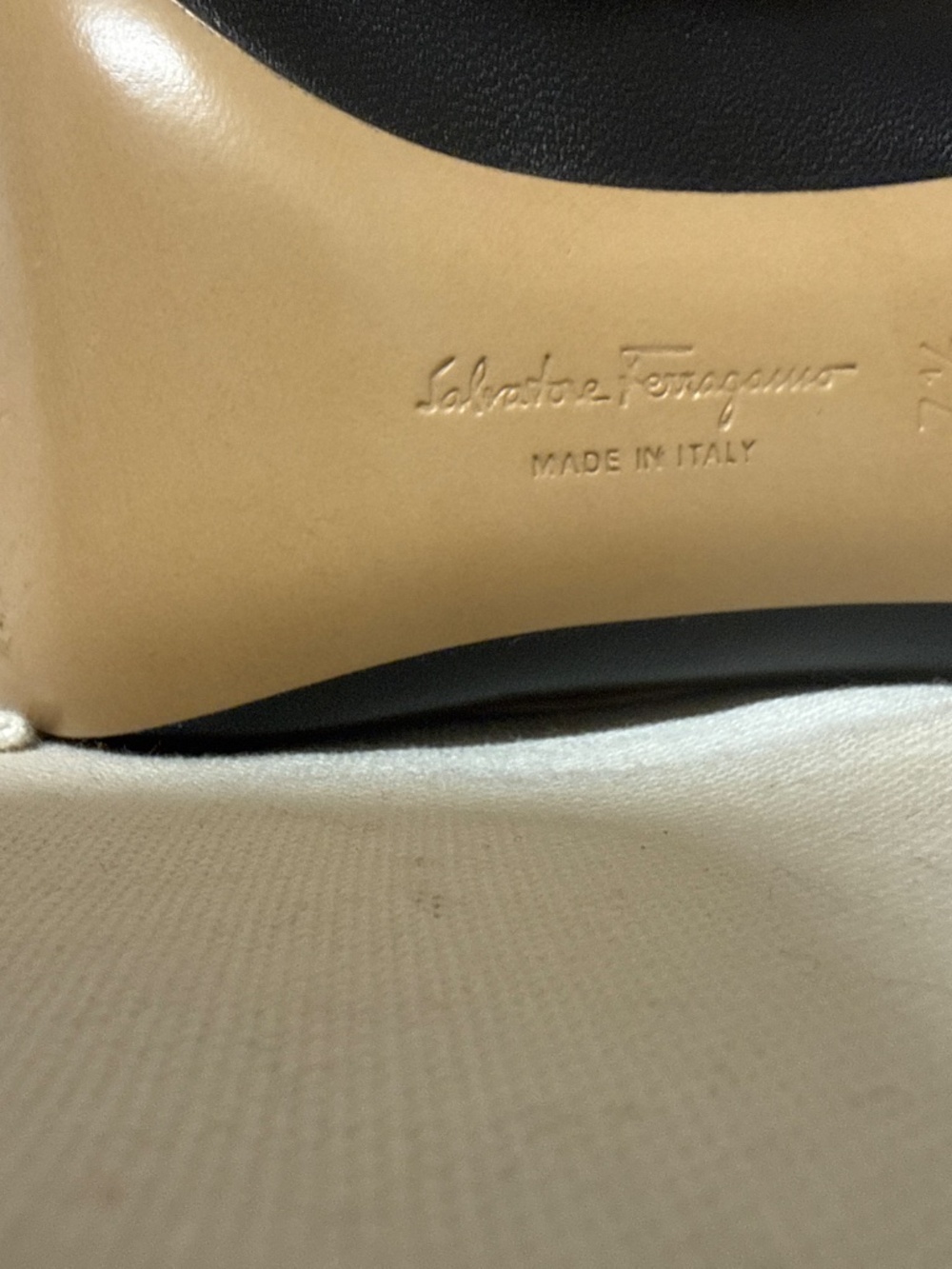 salvatore Ferragamo high heels - Picture 6 of 6